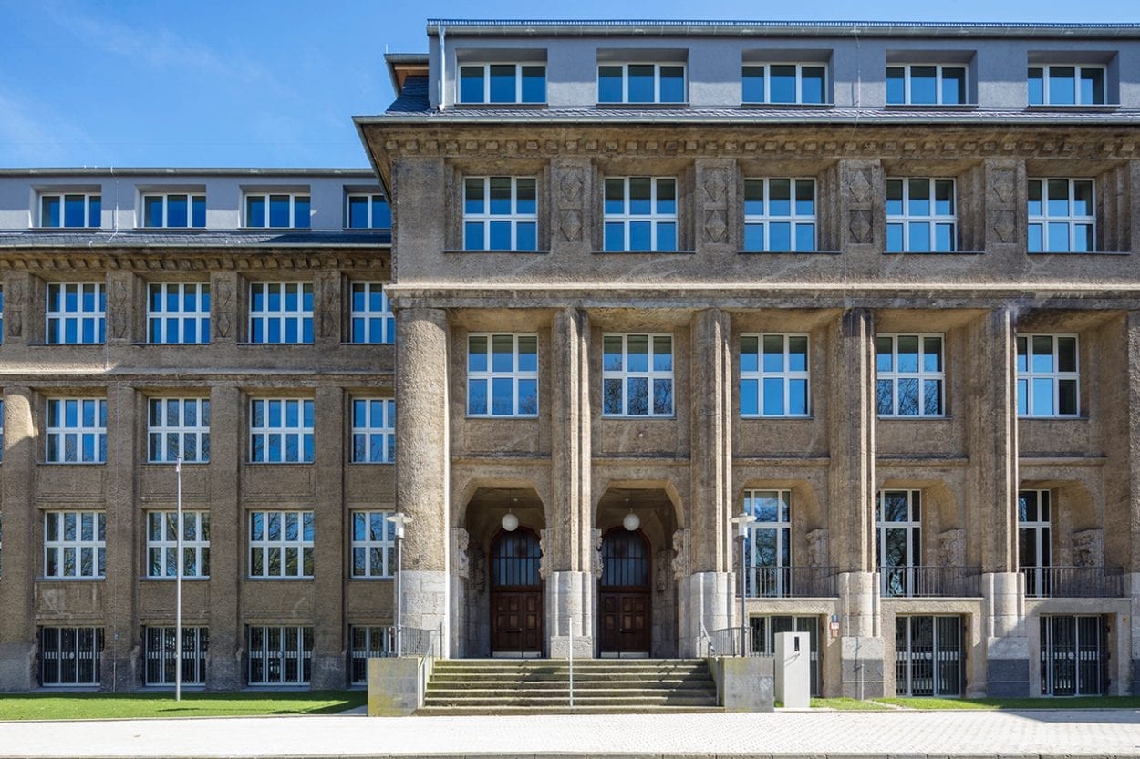 Sanierung und Erweiterung des FritzHenßlerBerufskollegs, Dortmund