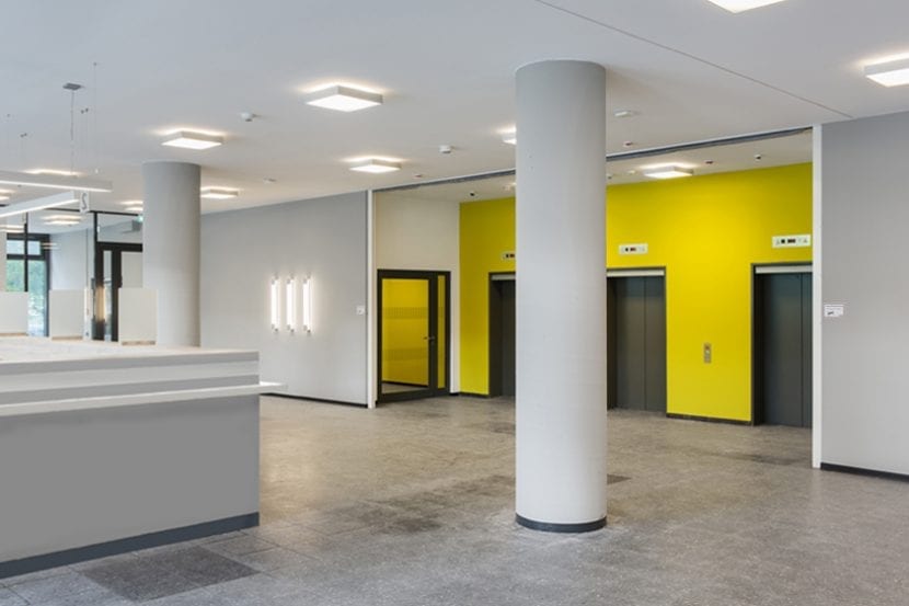 Jobcenter Berlin-Mitte: Eingangsbereich (Foto: Andreas Meichsner)