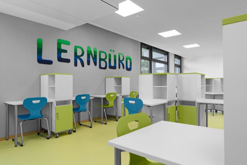Das "Lernbüro" für Schülerinnen und Schüler in der Lonetalschule Amstetten (Foto: Michael Renner mrp)