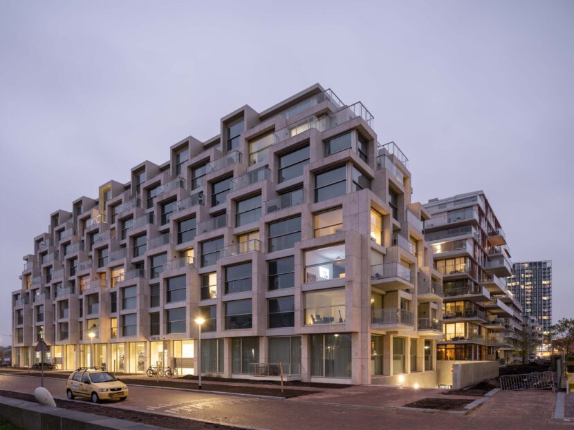 Wohnungsbauprojekt "The Grid" in Amsterdam-Nord von KCAP (Foto: Ossip van Duivenbode)