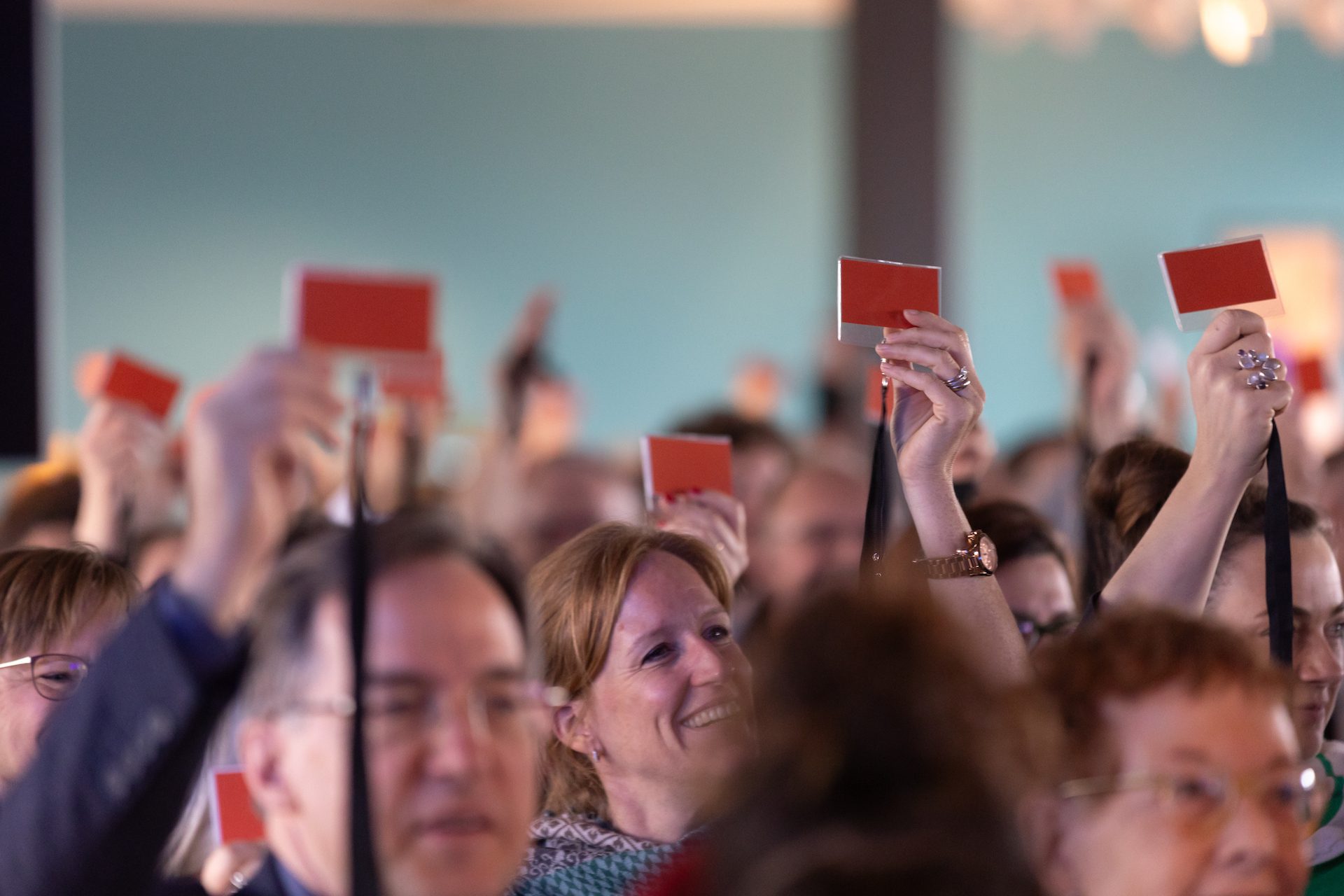 Die Mitglieder des bdia haben sich auf ihrer Bundesmitgliederversammlung 2023 in Frankfurt am Main für eine gender-gerechte Umbenennung ihres Verbandes ausgesprochen (Foto: Milton Arias)