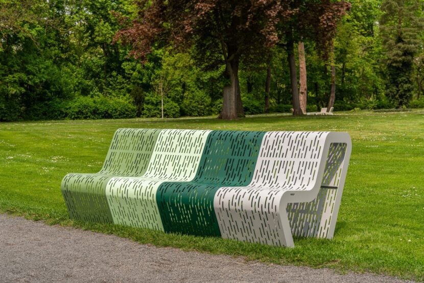 Sitzbank Chalidor 700 (Foto: BENKERT BÄNKE)