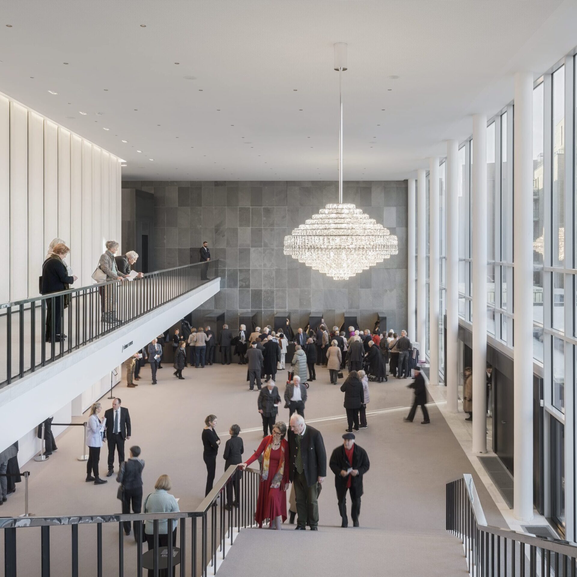 Foyer und Galerie-Ebene (Foto © Marcus Bredt)
