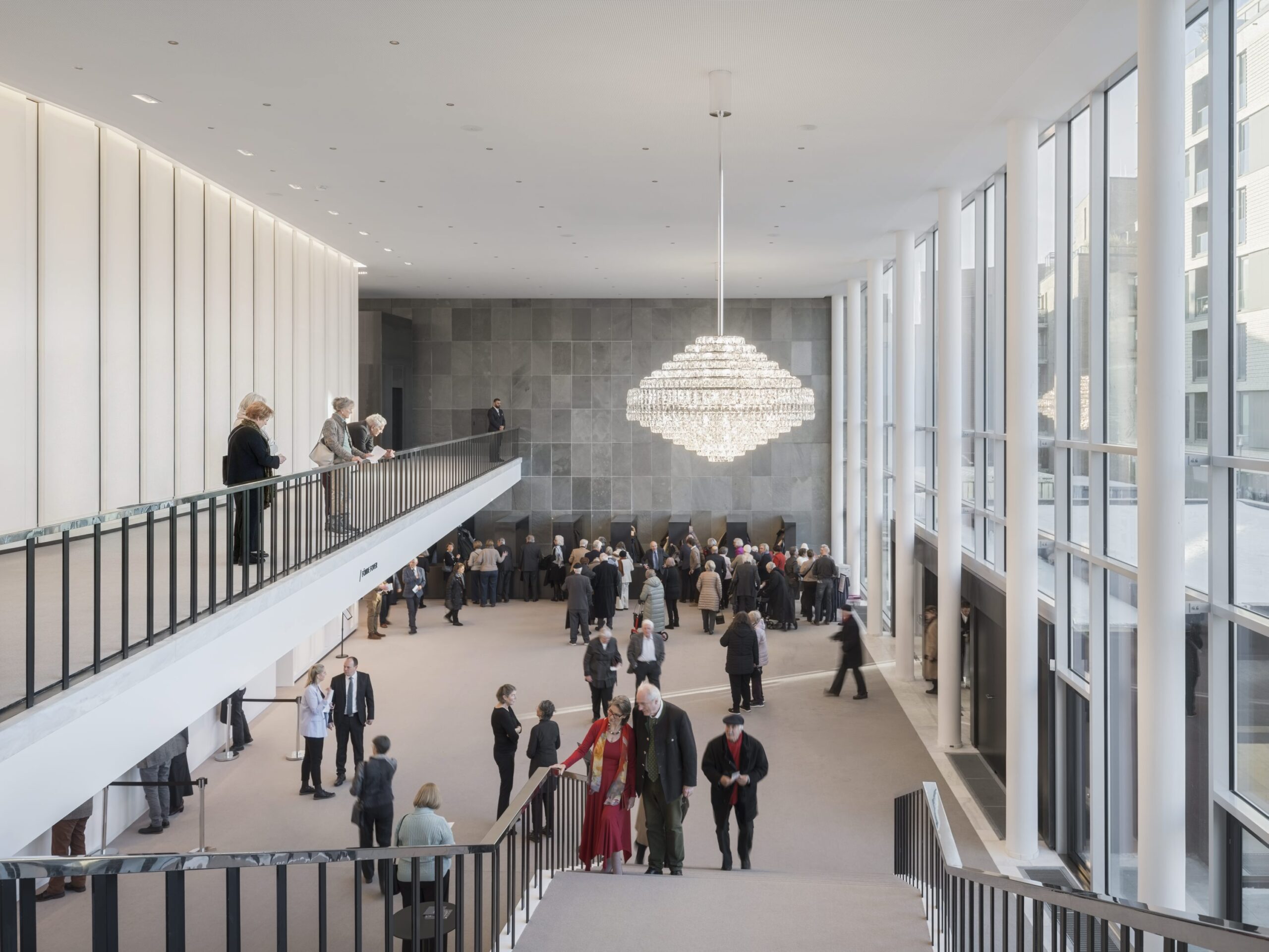 Foyer und Galerie-Ebene (Foto © Marcus Bredt)